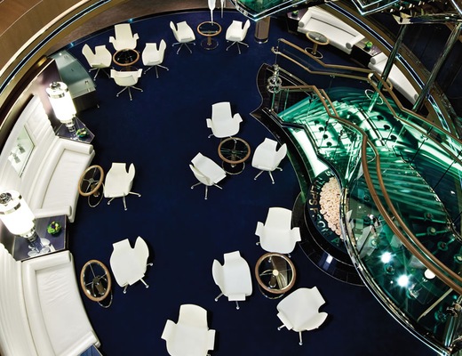 Niew Amsterdam_athrium