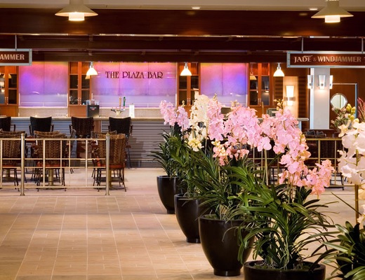 Plaza Bar