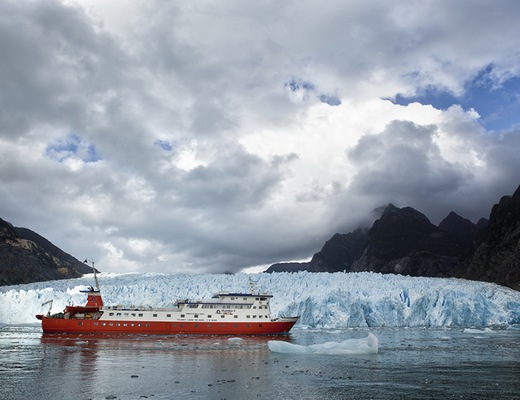 Skorpio II_Glaciar_Sa_ Rafael