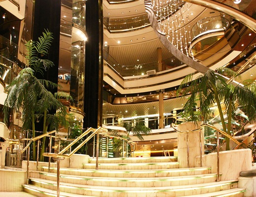 Atrio Pullmantur