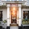 Mitre House Hotel - map