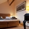 Suite Hotel Pincoffs Rotterdam - map