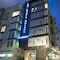 100 Luxury Suites Bluedoors - map
