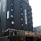 Show Hotel - map