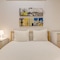 Home Out Rooms & Apartments - map