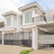 Oyo 3512 Golden White House - map