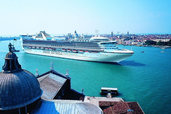 golden_ship