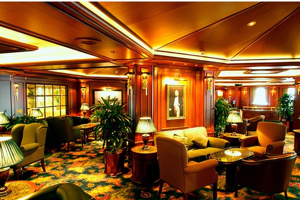 Wheelhouse bar