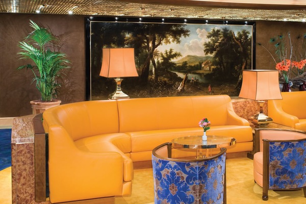 ms noordam explorer lounge.jpg