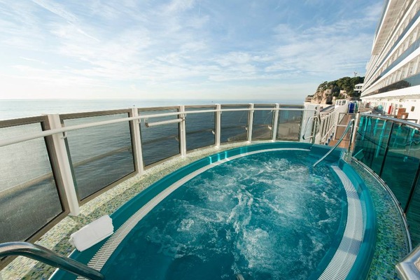 Lanai Jacuzzi