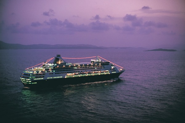 MS Veendam