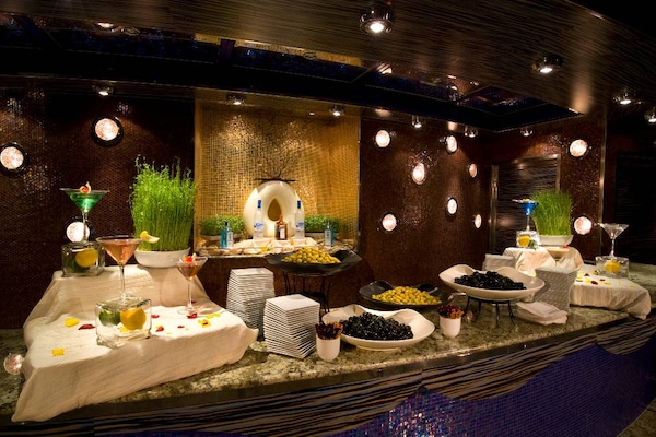 Martini Bar