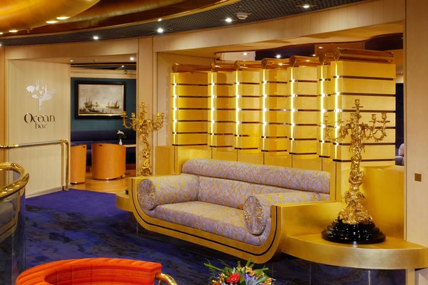 ms Oosterdam_oceanbar