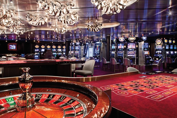 Niew Amsterdam_casino