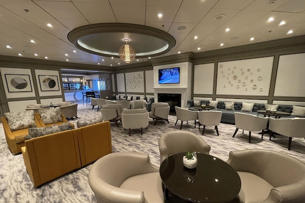 Imágen Celebrity Infinity 6