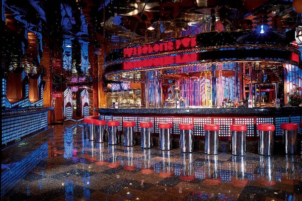 Metropolis Bar