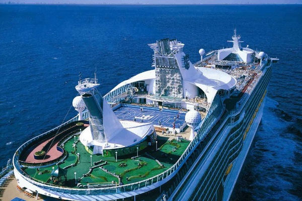 Clase Voyager