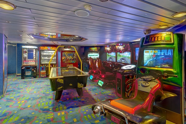 Salon videojuegos