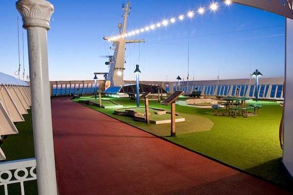 Imágen Carnival Elation 23