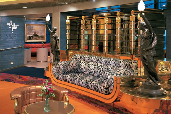 Ocean bar