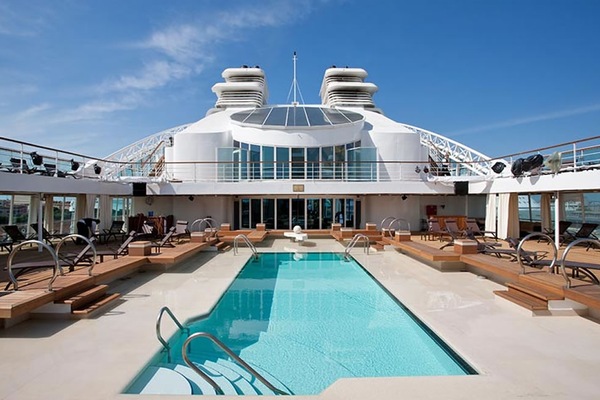 cubierto piscina