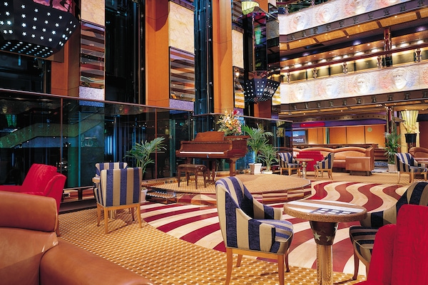 Imágen Carnival Valor 15