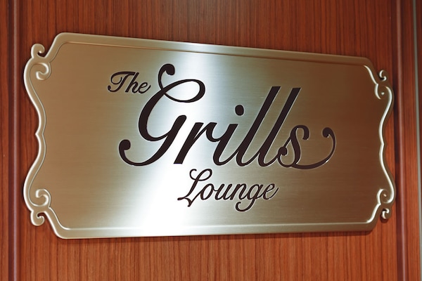 QV Grills Lounge