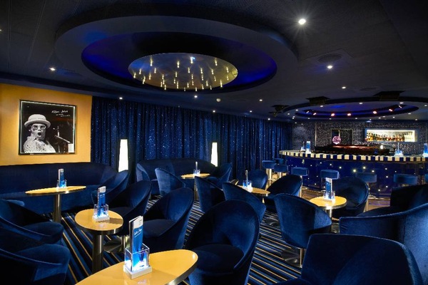 Piano Bar