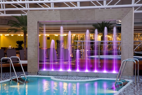 msEurodam_Lido_Piscina_noche