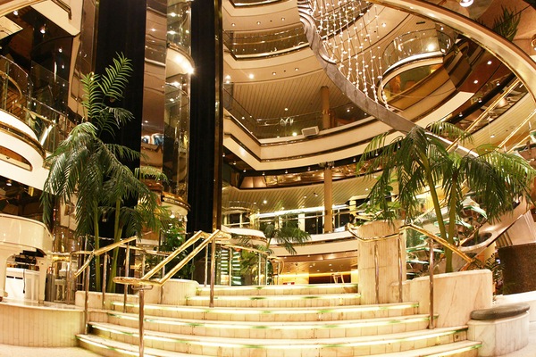 Atrio Pullmantur