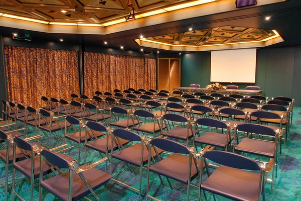 ms Oosterdam_conference1