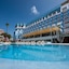 Paradise Park Fun Lifestyle Hotel