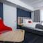 Holiday Inn Express Portsmouth - North By Ihg