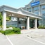 Coast Abbotsford Hotel & Suites