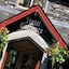 Craig Manor Hotel