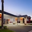Days Inn & Suites by Wyndham Anaheim At Disneyland Park
