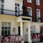 Tophams Hotel