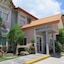 Microtel By Wyndham Davao