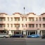 Amrise Hotel