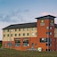 Holiday Inn Express London Luton Airport By Ihg