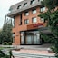 Oktyabrskaya Hotel