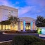 Holiday Inn Express & Suites Charleston Dwtn - Westedge By Ihg