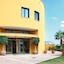 City Hotel