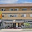 Super 8 By Wyndham Inglewood Lax La Airport