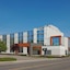Ramada By Wyndham Niagara Falls By The River