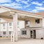 Days Inn By Wyndham Evansdale Waterloo