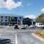 Days Inn & Suites By Wyndham Lakeland