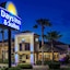 Days Inn & Suites By Wyndham Huntsville