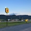 Super 8 By Wyndham Hot Springs