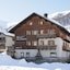 Hotel Alaska